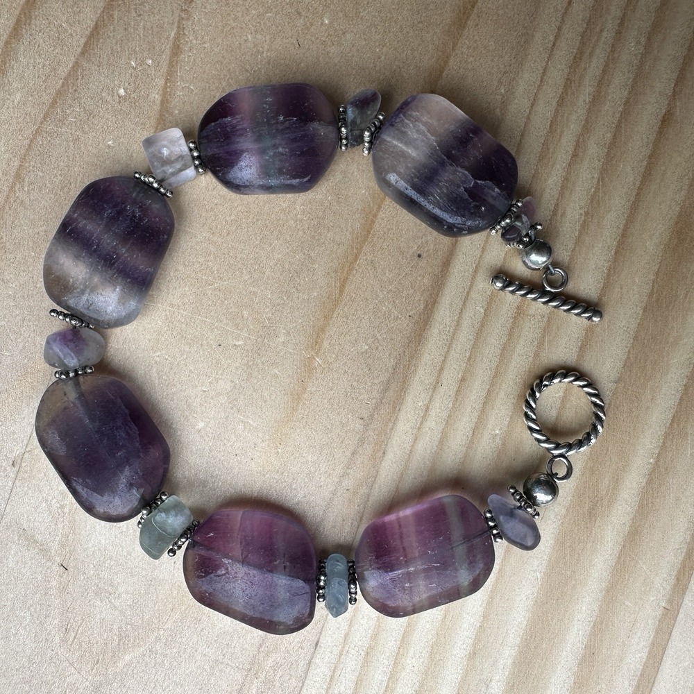 VTG Bead Bracelet Size 6.75 Natural Fluorite Stones Silver Plated‎ Toggle Clasp